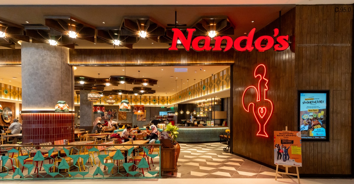 nandos-storefront.jpg