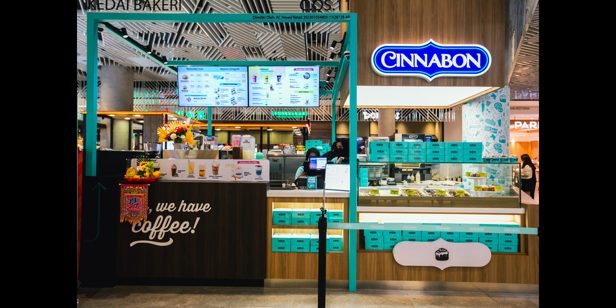 Cinnabon Storefront.jpg